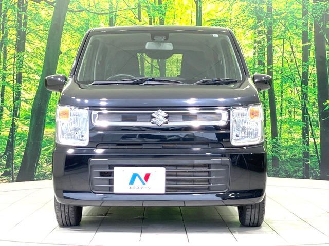 弊社では、全車『修復歴なし』のお車のみ取り扱っております。専任バイヤーによる厳選した仕入れの後、入庫後の車両チェックを行い、ネクステージが認定した高品質な中古車をご提供しております。