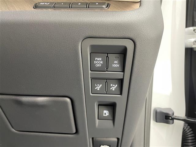 【運転席操作部】快適なドライブを楽しむための機能が装備されています！運転席から触れるので、使いやすいです！除菌プランいれていただくと、さらに清潔で安心していただけます！
