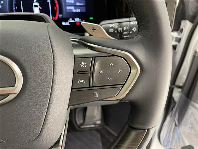 【運転席操作部】快適なドライブを楽しむための機能が装備されています！運転席から触れるので、使いやすいです！除菌プランいれていただくと、さらに清潔で安心していただけます！