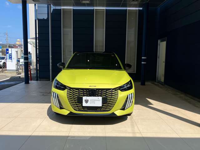 弊社はプジョー金沢、ボルボカー金沢、ボルボセレクト金沢、ボルボカー長野を運営している藤沢自動車でございます。各ブランドの厳選された中古車を御案内致します。