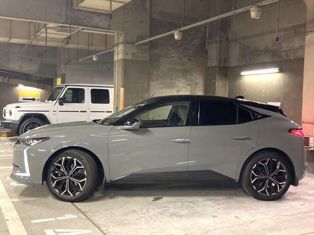 掲載台数・駐車スペースが限られている為、全車両期間限定での販売で御座います。ご来店が難しいお客様は、オンラインでも詳しくご案内できますので、お気軽にお声がけくださいませ。→03-6555-0053