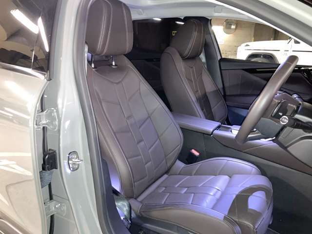 【専用ヤード保管】お車の商談やご来店の際は、お手数ですが事前にご予約をお願いいたします。ご予約無しでご来店の場合、ご案内が出来兼ねる場合がございますので予めご了承下さいませ。⇒03-6555-0053