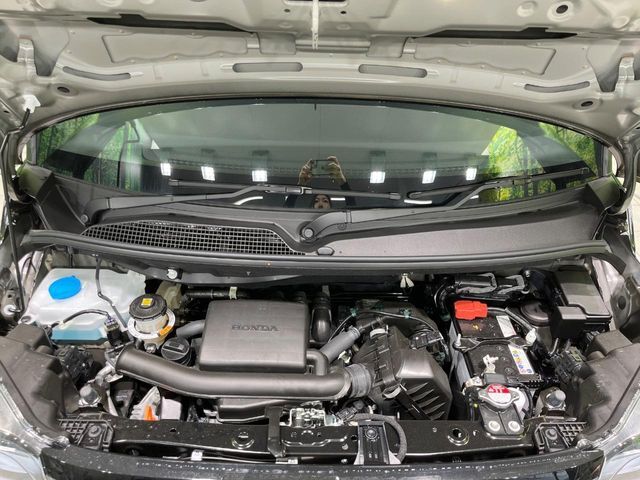 親切・丁寧な専門メカニックスタッフが応対！・車検・点検整備・事故等の修理などアフターサービスも安心。お車のカスタマイズもネクステージのサービススタッフまでご相談ください！