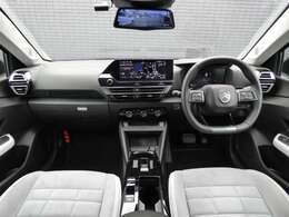 全車、プジョーシトロエンに精通するメカニックにより各車の泣きどころをきっちり整備・修理しており、ご安心して永くいつまでもお乗りいただけるようご提案させていただいております。