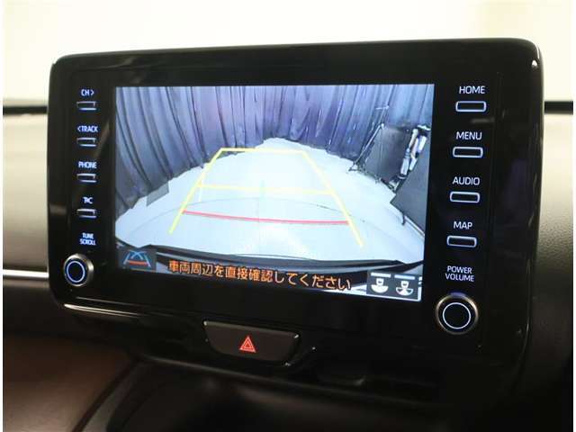 【バックモニター】☆バックモニターも搭載しております♪誰もが不安な車庫入れや、死角部分もモニターで確認できますので安全面でも安心ですね♪