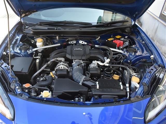 じっくり整備し、専門業者がしっかり清掃を行い、責任もってご納車致します！！