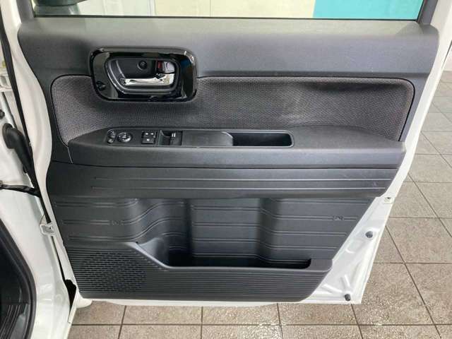 【ダイレクト販売】当店のお車はお客様より直接買取りさせていただいたお車です！修理・板金の履歴や使用状況までもご案内可能です！！また中間コストをカットして直接店舗販売致しますのでとってもお得！！！
