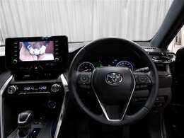 運転席に座ると☆こんな感じです♪