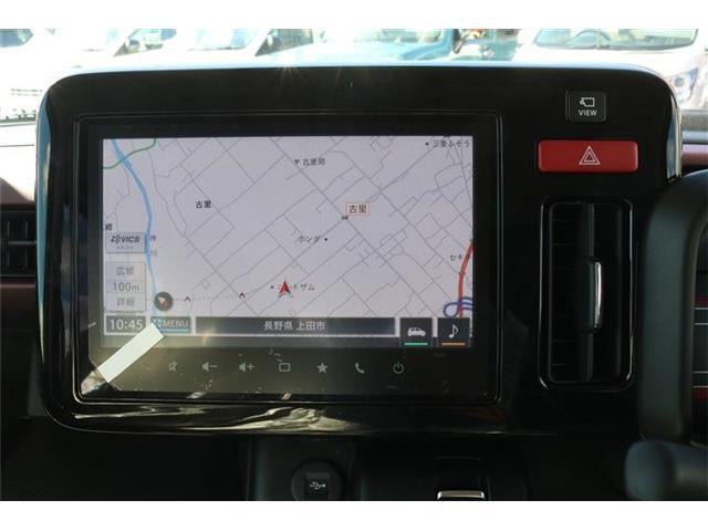 今や必需品のナビ付いています！安心してドライブ出来ますね！