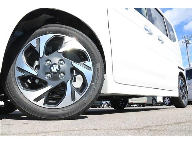 アルミホイールで足元キマッテいます！！