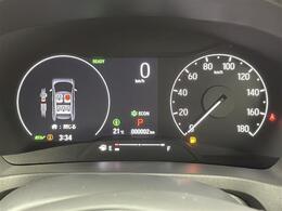 【スピードメーター】『スピードメーター』の画像になります。メーターがシンプルで見やすく運転しやすいですね！