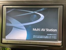 【純正8型ナビ】人気の純正ナビを装備しております。ナビの使いやすさはもちろん、オーディオ機能も充実！キャンプや旅行はもちろん、通勤や買い物など普段のドライブも楽しくなるはず♪