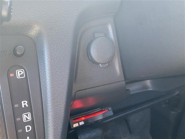 当店のお車をご覧いただきましてありがとうございます。お車についてのご質問やお見積りのご依頼、ご購入にあたってのご相談などは無料電話(0078-6002-312860)にお気軽にお問い合わせ下さい！