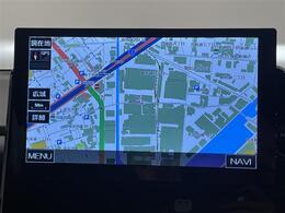 【ナビ】大画面の社外ナビが装着されてます。