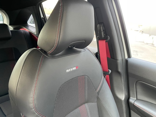 NISMO専用シートです