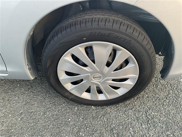 標準的なタイヤです。タイヤ交換費用も安くお財布に優しいです！