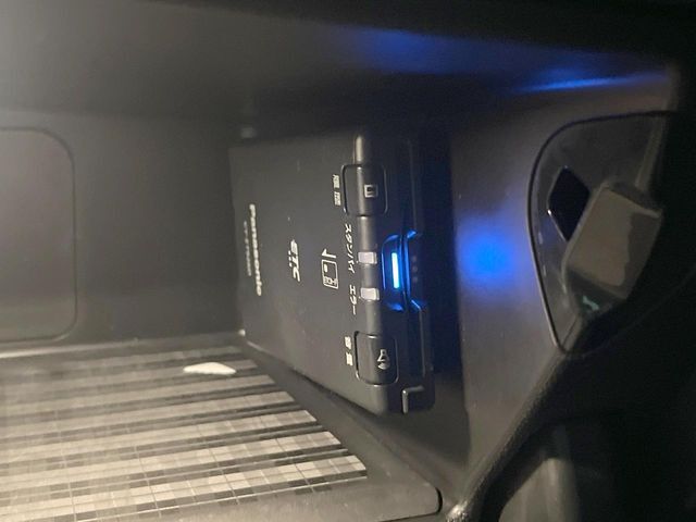 ●ETC車載器（アンテナ分離型音声案内タイプ）：お引き渡し時には再セットアップを実施後、お渡しいたします。マイレージ登録に関してもお気軽にスタッフまでお尋ねください。