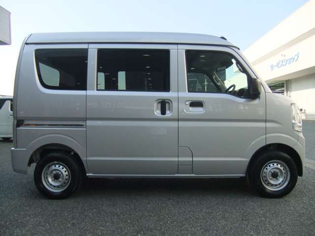 ★『特選中古車』を多数取り揃えております！　どんな中古車がいいのか分からない・・・ってお客様にも、ご予算に見合ったお車をご提案させて頂きますので是非、当店スタッフにご相談してみて下さい！（^^♪