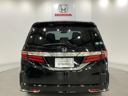 【Honda認定中古車 U-Select】　は3つの安心をお約束します。　1　Hondaのプロが整備した安心。 2　第三者機関がチェックした安心。　3　購入後もHondaが保証する安心。