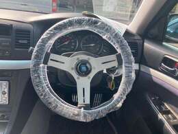 自ら操るハンドル！ドライバーの生命線です。お客様の目で実際にご確認ください。