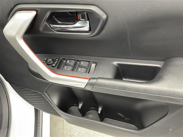 気になる車はお電話やメールで当店にお問い合わせください。なお、お電話での在庫の取り置きはできません。ご来場の際は、商談が重なる事が増えていますので事前に在庫有無をご確認くださいませ。