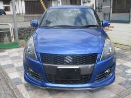 禁煙車で内装も状態は清潔感があり良好です