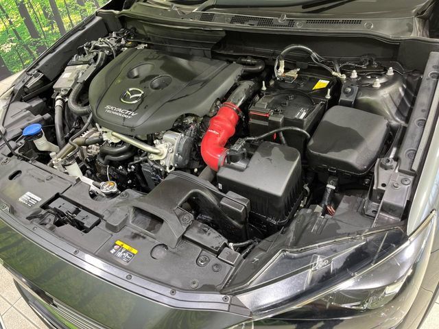 親切・丁寧な専門メカニックスタッフが応対！・車検・点検整備・事故等の修理などアフターサービスも安心。お車のカスタマイズもネクステージのサービススタッフまでご相談ください！