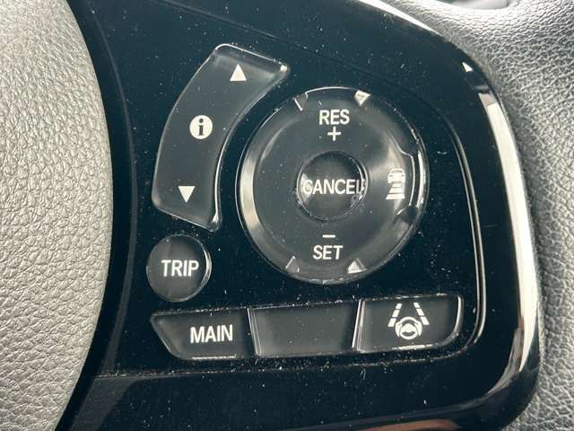 【運転席操作部】快適なドライブを楽しむための機能が装備されています！運転席から触れるので、使いやすいです！除菌プランいれていただくと、さらに清潔で安心していただけます！