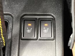 【シートヒーター】寒い日に重宝するシートヒーター！エアコンより早く温まってくれるので寒がりの人も安心ですね♪エアコンの温風は乾燥するから苦手、という方にもをおすすめです。