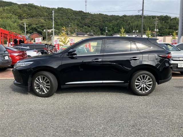 トヨタ車に限らず、全車種にロングラン保証が付いております。走行距離無制限なので、安心しておのり頂けます。