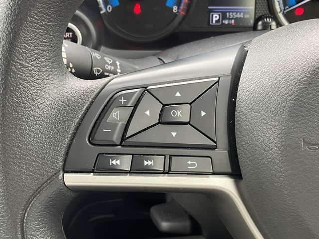 ステアリングスイッチ付き