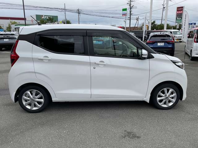 運転席側の写真です。