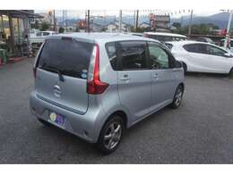 当店では携帯からでも通話無料なフリーダイヤルをご用意させていただいております。写真等でご不明な点がございましたら『0078-6002-055529』までお気軽にご連絡ください！