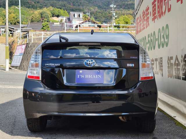 お車が決まっていないお客様でもスタッフが一緒に考えライフスタイルやご予算に合った車輌、プランをご提案させて頂きます。またご購入後も自社整備工場にて担当スタッフがカーライフをサポートさせて頂きます