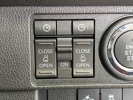 【両側パワースライドドア】スマートキーや運転席のスイッチで後席両側スライドドアの開閉が可能♪電動だから力を入れてドアを開ける必要が無く、小さなお子様でも簡単に開け閉めでき快適です♪