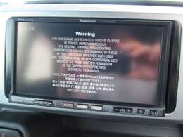 フルセグTV+DVDの視聴も可能です♪車内にいても退屈せずにお過ごし頂けます♪