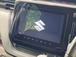 【純正9型ナビ】人気の純正ナビを装備。オーディオ機能も充実しており、Bluetooth接続すればお持ちのスマホやMP3プレイヤーの音楽を再生可能！毎日の運転がさらに楽しくなります！！
