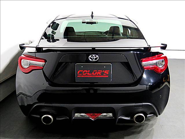 COLOR’Sはお客様のカーライフをサポートする総合プロCARショップです！車の販売に限らず、車検やアフター・メンテナンス・ドレスアップから車の買取りに至るまでお車の事なら何でもご相談下さい。