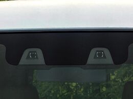 【スズキ　セーフティサポート】走行中に前方の車両等を認識し、衝突しそうな時は警報とブレーキで衝突回避と被害軽減をアシスト。より安全にドライブをお楽しみいただけます。