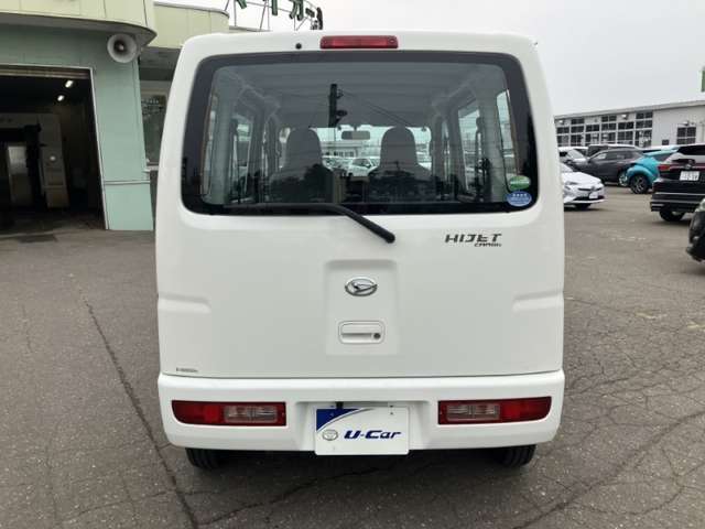 広ーい展示場には約7～80台の在庫車を展示！豊富な在庫でお客様のお越しをお待ちしてます♪お客様に安心して頂く為、「支払総額」で価格表示しております！