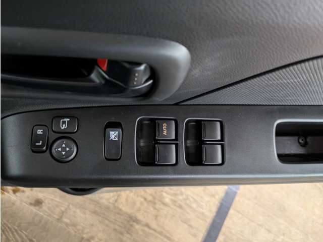 ぜひお客様のカーライフパートナーとして古城モータースに一度だけチャンスを下さい。ご満足して頂ける「商品」「サービス」「サポート」をご提供致します。