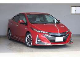 カーズクラブ　OUTLET店がスタートいたしました！！アウトレット車両は全車6ヶ月or5千km無償保証付きです！※また、こちらの車両はアウトレット車両ではございません。