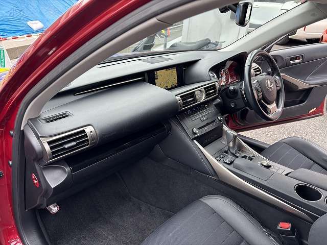 もしお探しのお車が展示場に無い場合、条件等お聞きしまして、ご納得の1台を全国からお探しいたします！！お気軽にスタッフにご相談下さい！！