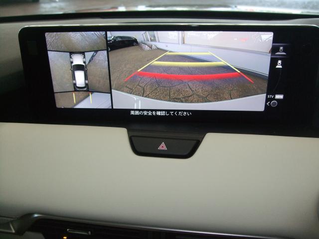 360°ビューモニターを搭載しています。パーキングセンサーと合せてお使いいただくことで、安全、安心にお車の取り回しを行っていただけます。