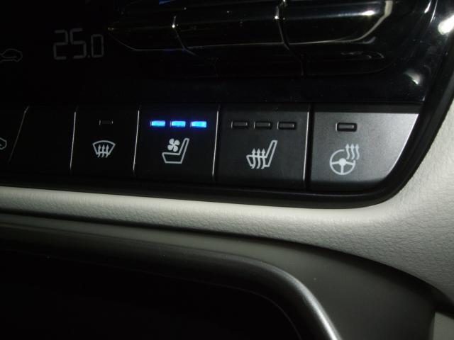 シートベンチレーターも装備