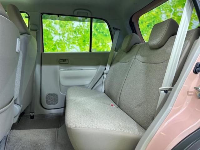 WECARSでは各商談席に大型モニターをご用意しております！見やすい大画面でゆったりと全国の在庫をご覧いただけます！是非ご来店お待ちしております！