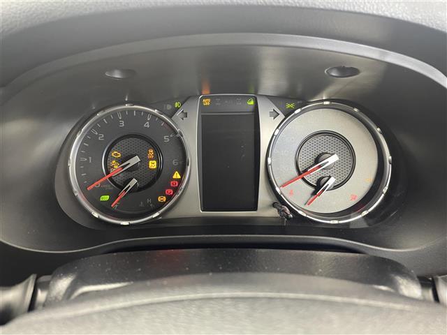 ◆【スピードメーター】メーターがシンプルで見やすく運転しやすいですね！