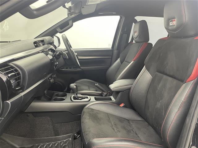 ◆【助手席】きれいな助手席なので家族や友だちに乗ってもらっても安心です！