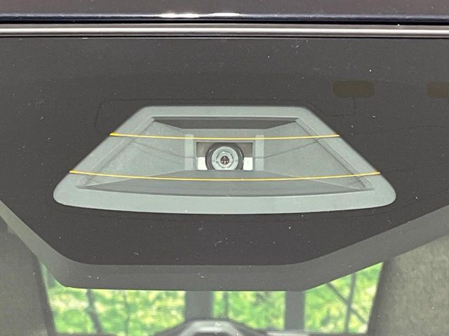 【スズキ　セーフティサポート】走行中に前方の車両等を認識し、衝突しそうな時は警報とブレーキで衝突回避と被害軽減をアシスト。より安全にドライブをお楽しみいただけます。