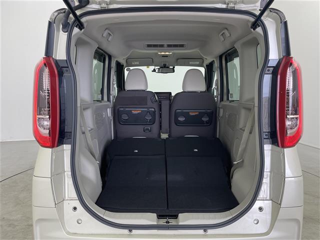 【シートアレンジ】乗せる人数、荷物によってシートをアレンジすれば、ダンボールなどの大きい荷物や、釣り具などの長尺物も載せられそうですね！